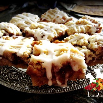 Jam Crumble Bars