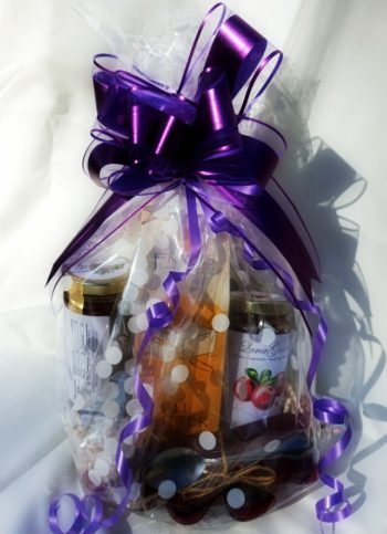 LunaGrown gift basket for two